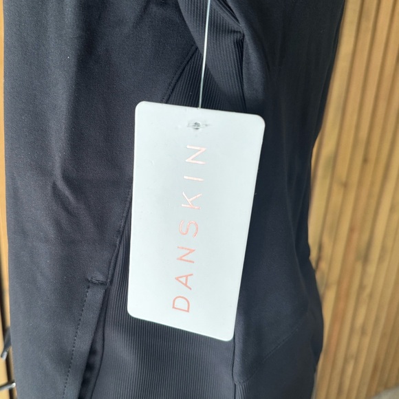 Run Jacket NEW with tags - Picture 7 of 8